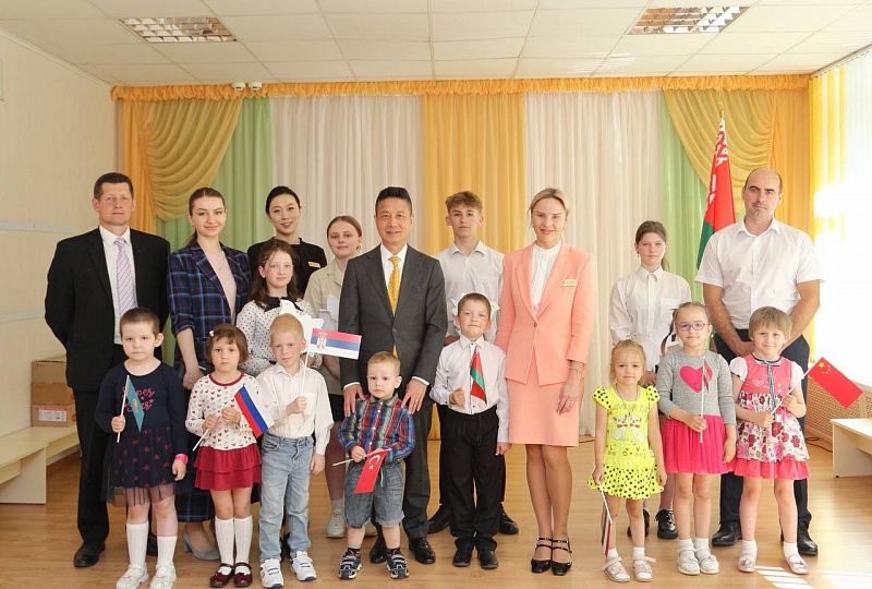 Visit to the social and pedagogical centre with a shelter in Leninsky district