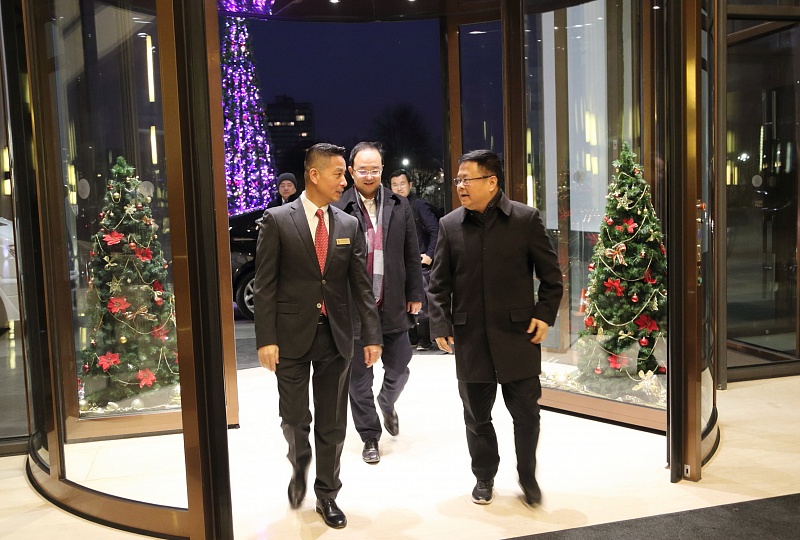 Zheng zhajie, Deputy Secretary of Zhejiang Provincial Committee and Secretary of Ningbo Municipal Party Committee in the Beijing Hotel