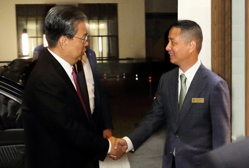 Comrade Zhao Leji, Standing Committee of the Political Bureau of the CPC Central Committee and Secretary of the Central Discipline Commission  in the Beijing Hotel